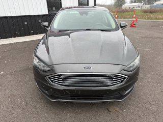 2017 Ford Fusion SE FWD photo