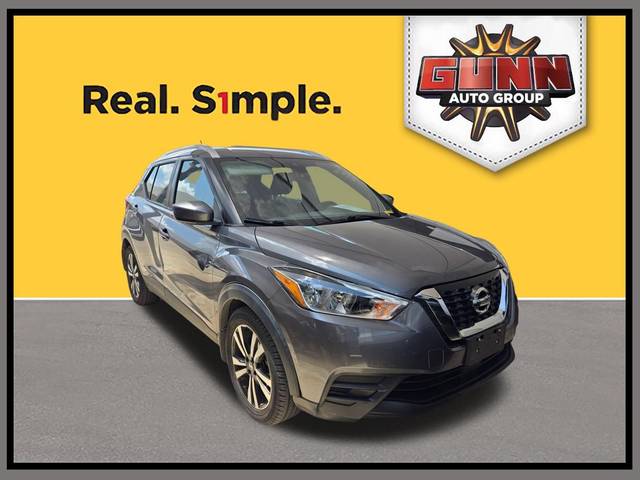 2020 Nissan Kicks SV FWD photo