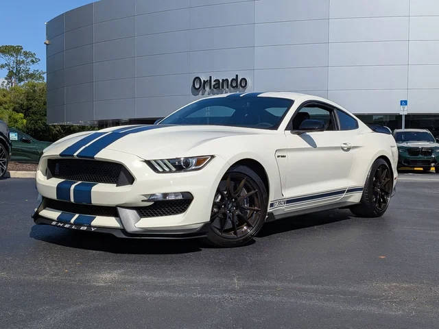 2020 Ford Mustang Shelby GT350 RWD photo