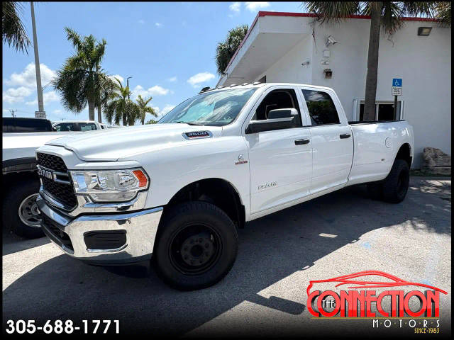 2020 Ram 3500 Tradesman 4WD photo