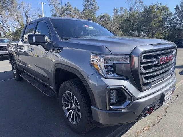 2020 GMC Sierra 1500 AT4 4WD photo