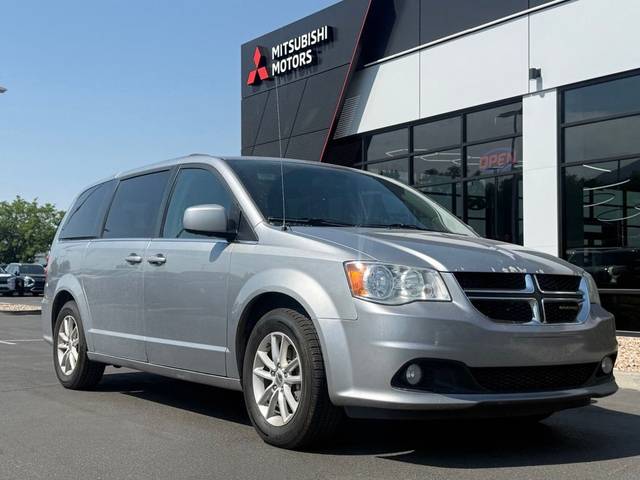 2019 Dodge Grand Caravan SXT FWD photo
