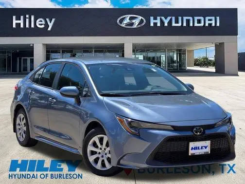2020 Toyota Corolla LE FWD photo