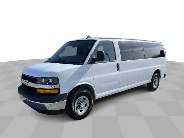 2020 Chevrolet Express LT RWD photo