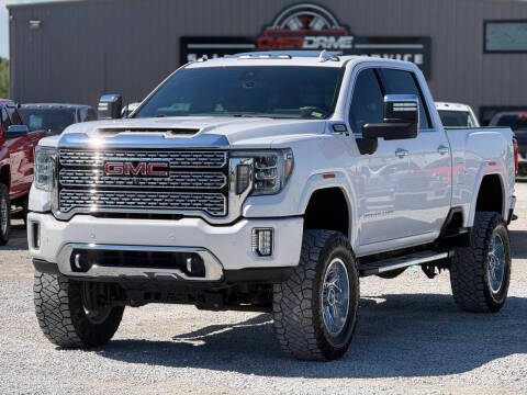 2020 GMC Sierra 2500HD Denali 4WD photo
