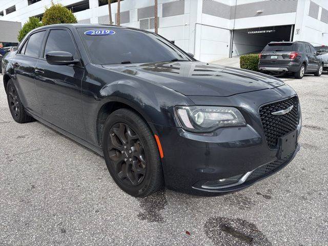 2019 Chrysler 300 300S AWD photo