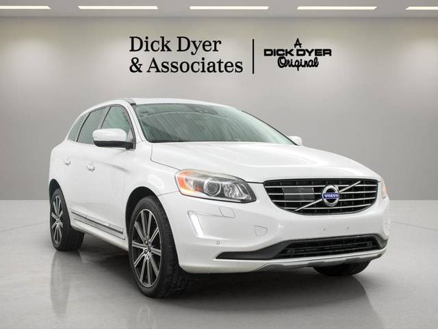 2017 Volvo XC60 Inscription AWD photo