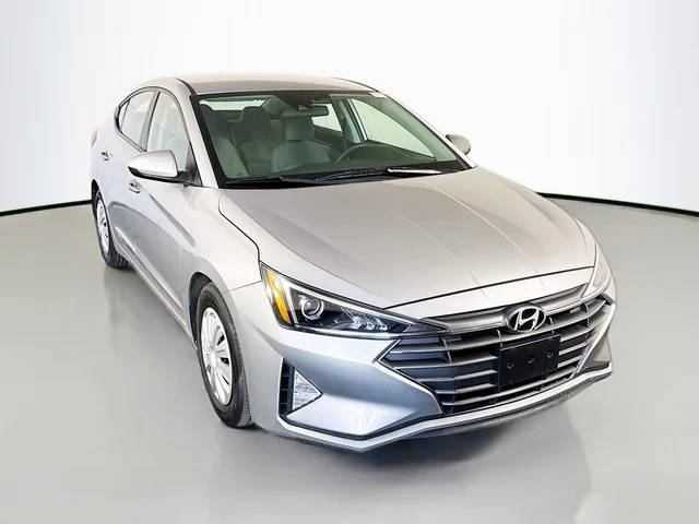 2020 Hyundai Elantra SE FWD photo