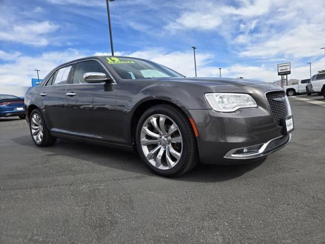 2019 Chrysler 300 Limited RWD photo