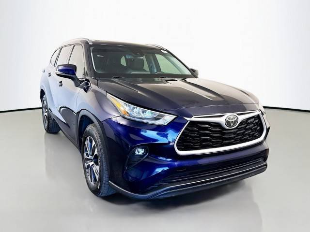 2020 Toyota Highlander XLE FWD photo