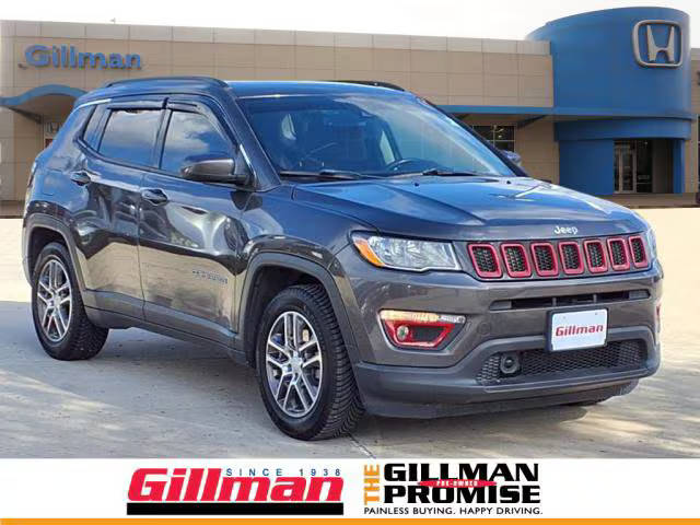 2020 Jeep Compass Latitude w/Sun/Safety Pkg FWD photo