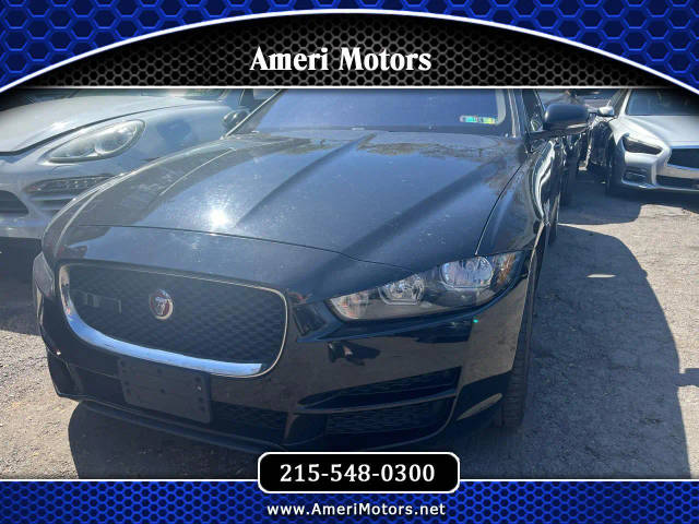 2019 Jaguar XE 25t AWD photo