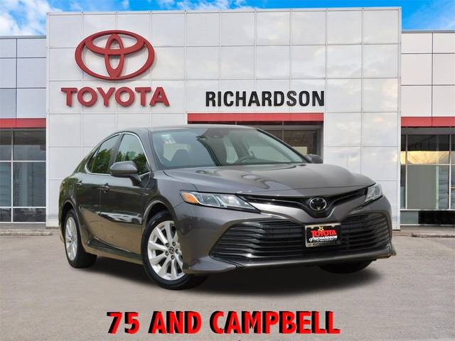 2020 Toyota Camry LE FWD photo