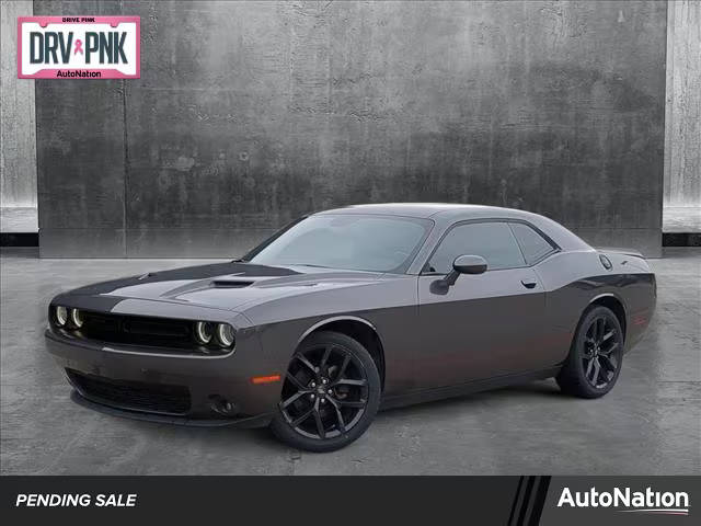 2020 Dodge Challenger SXT RWD photo