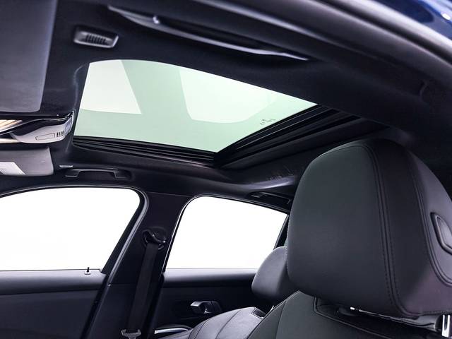 2020 BMW 3 Series 330i xDrive AWD photo