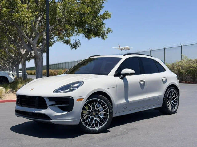 2020 Porsche Macan GTS AWD photo