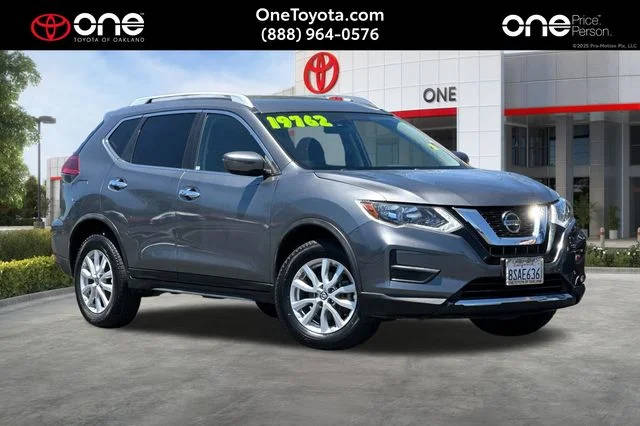 2020 Nissan Rogue SV AWD photo
