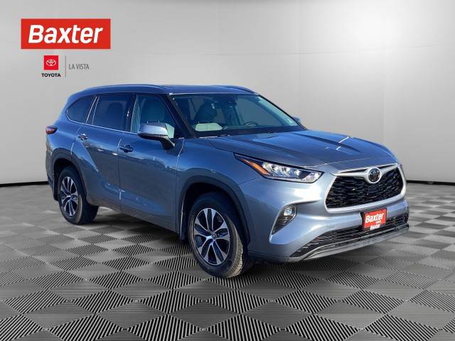 2020 Toyota Highlander XLE AWD photo