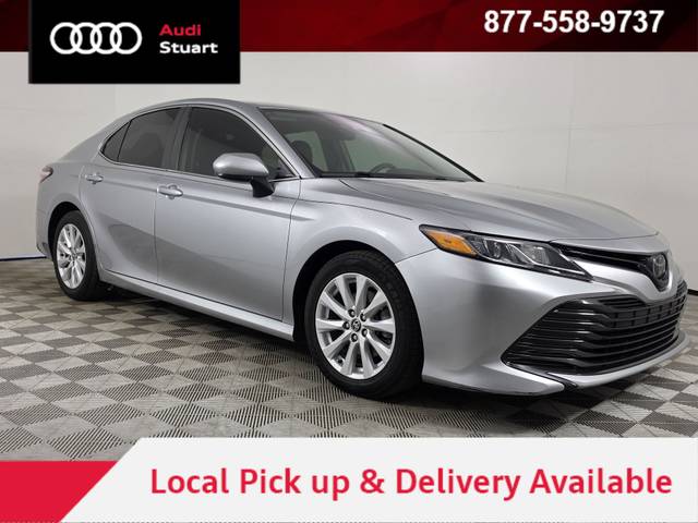 2020 Toyota Camry LE FWD photo