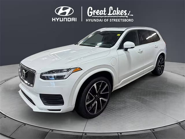 2020 Volvo XC90 Momentum AWD photo