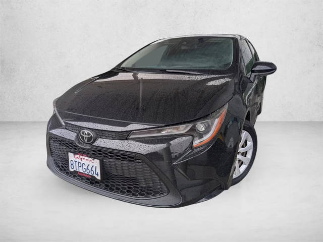 2021 Toyota Corolla LE FWD photo