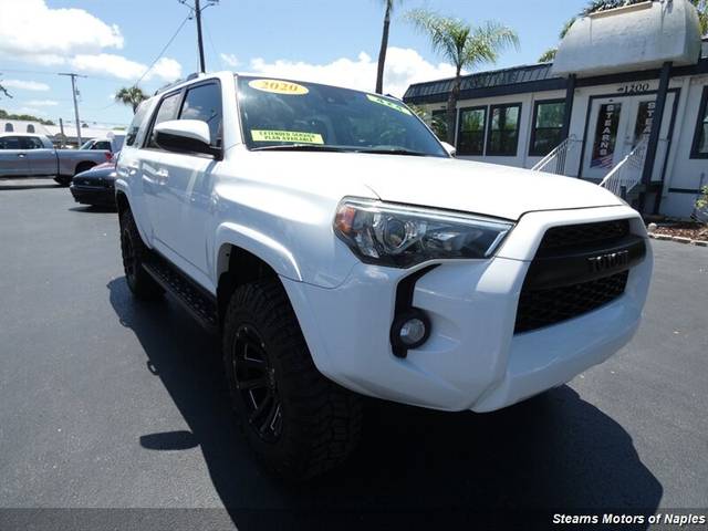 2020 Toyota 4Runner SR5 4WD photo