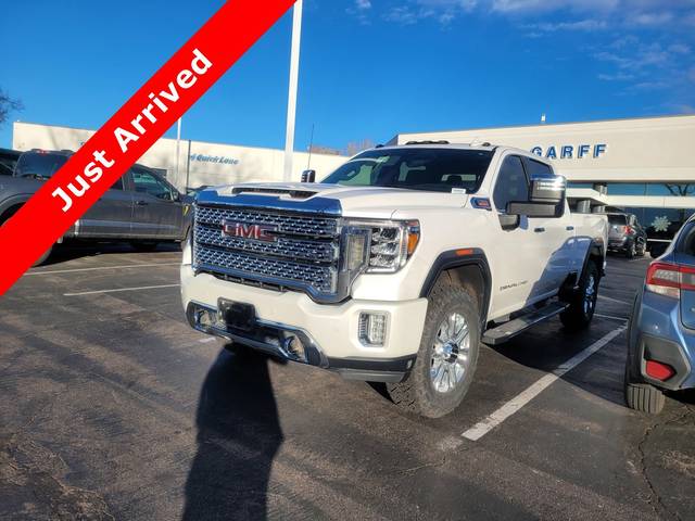 2020 GMC Sierra 3500HD Denali 4WD photo