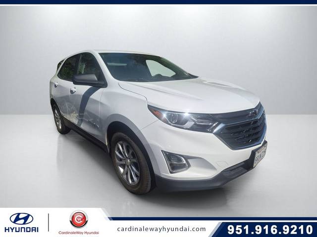 2020 Chevrolet Equinox LS FWD photo