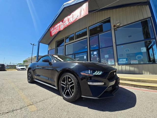 2020 Ford Mustang EcoBoost RWD photo