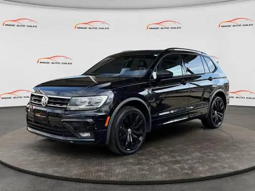 2020 Volkswagen Tiguan SE R-Line Black AWD photo
