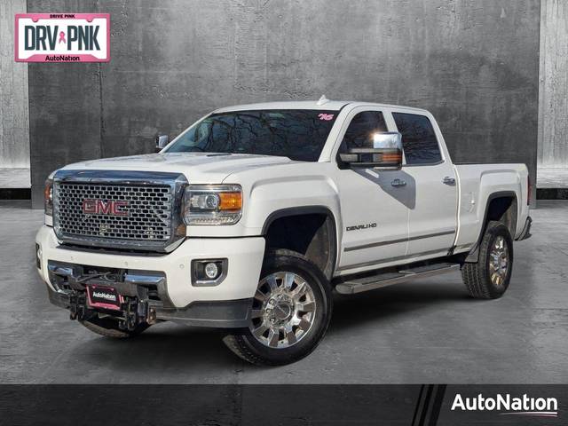 2016 GMC Sierra 2500HD Denali 4WD photo