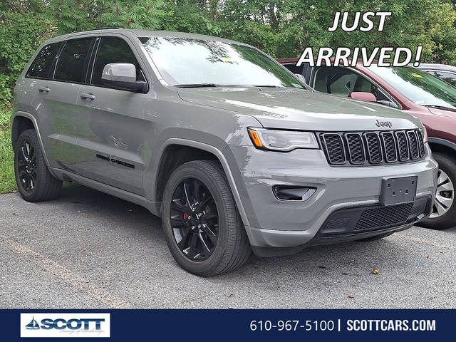 2020 Jeep Grand Cherokee Altitude 4WD photo