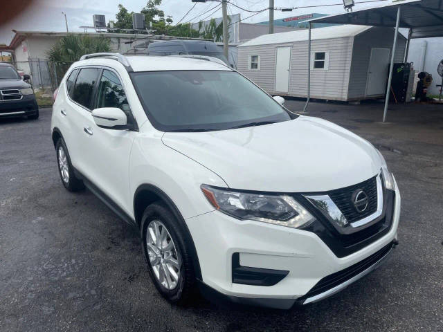 2020 Nissan Rogue SV FWD photo