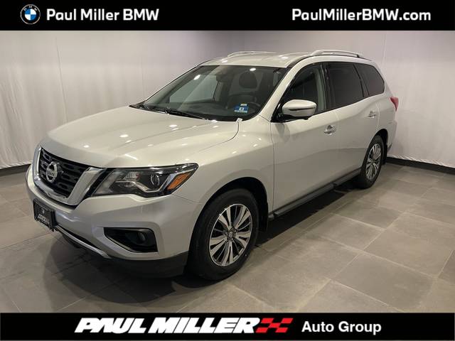 2020 Nissan Pathfinder SL 4WD photo