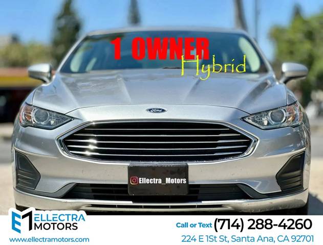 2020 Ford Fusion SE FWD photo