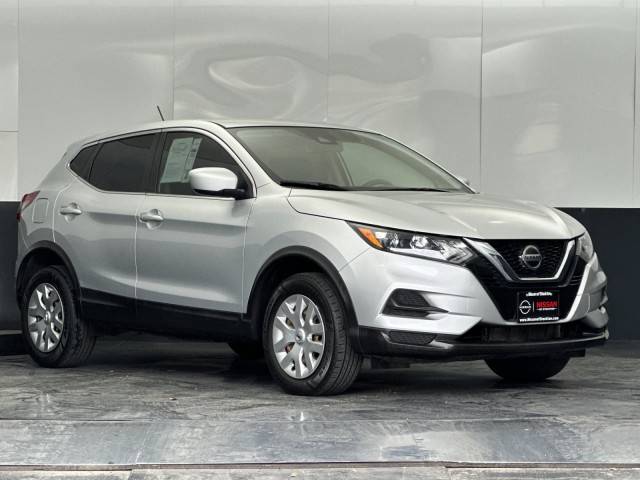 2020 Nissan Rogue Sport S FWD photo