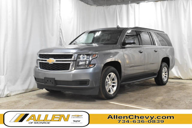 2019 Chevrolet Suburban LT 4WD photo