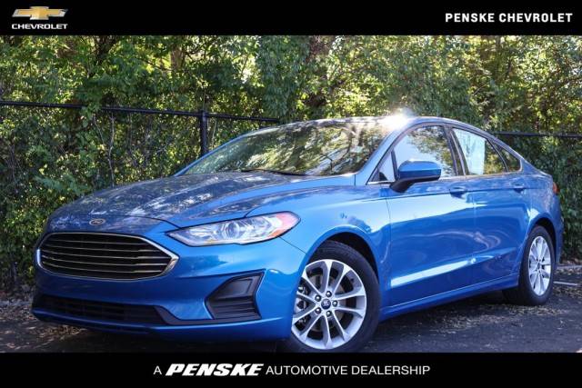 2020 Ford Fusion SE FWD photo