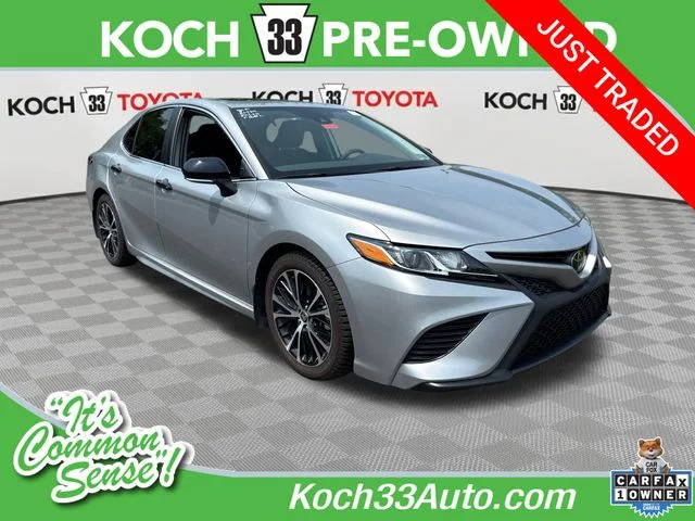 2020 Toyota Camry SE AWD photo