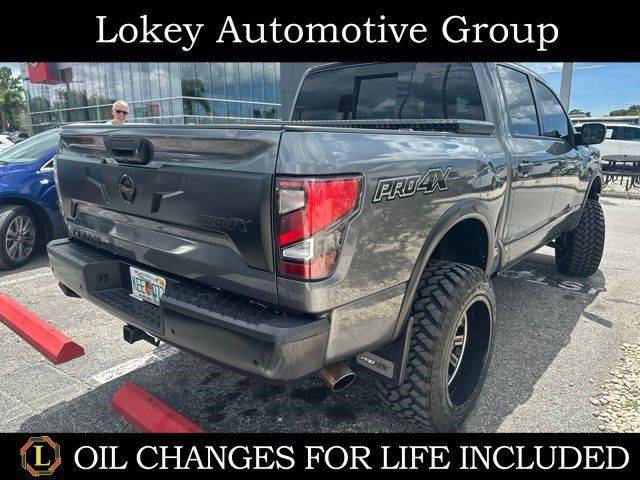 2020 Nissan Titan PRO-4X 4WD photo