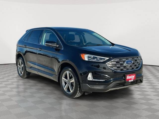 2020 Ford Edge Titanium AWD photo