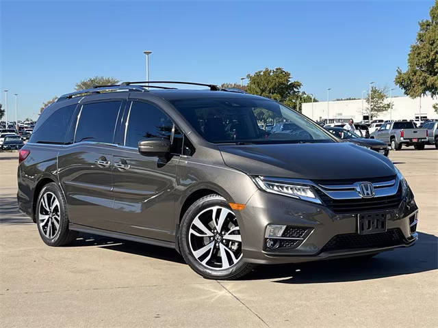 2020 Honda Odyssey Elite FWD photo