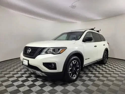 2020 Nissan Pathfinder SV FWD photo