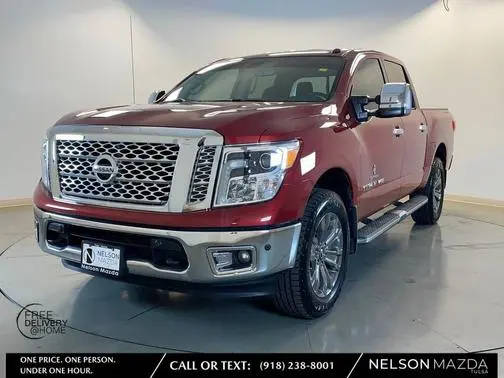 2019 Nissan Titan SL 4WD photo