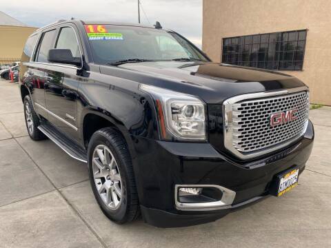 2016 GMC Yukon Denali 4WD photo