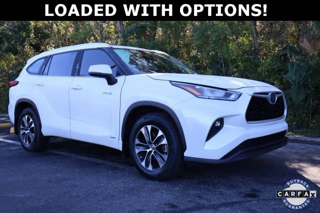 2020 Toyota Highlander Hybrid XLE AWD photo