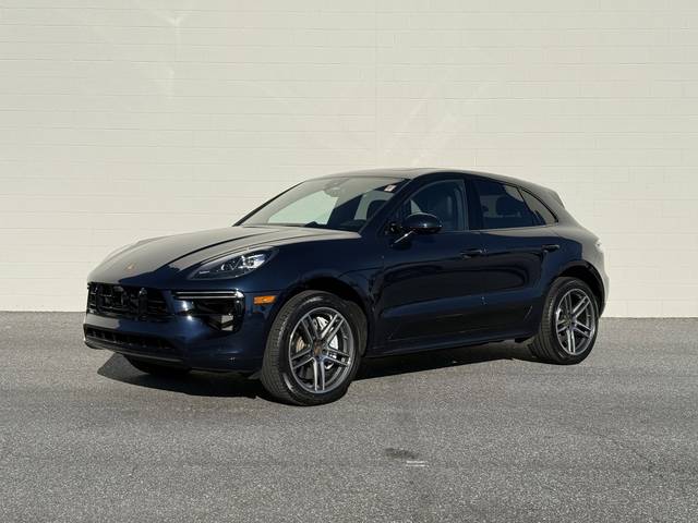 2020 Porsche Macan Turbo AWD photo