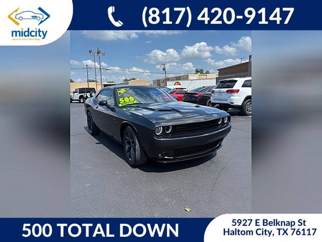 2020 Dodge Challenger SXT RWD photo