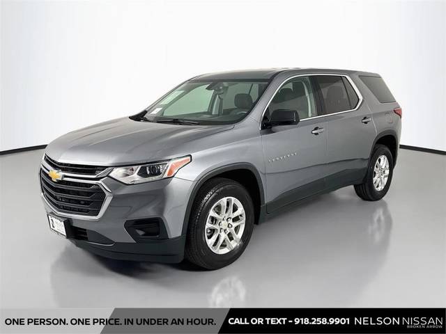 2020 Chevrolet Traverse LS FWD photo