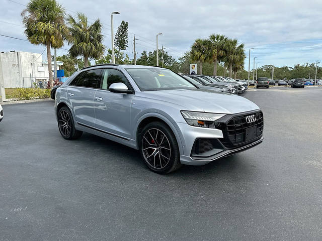 2020 Audi Q8 Prestige AWD photo